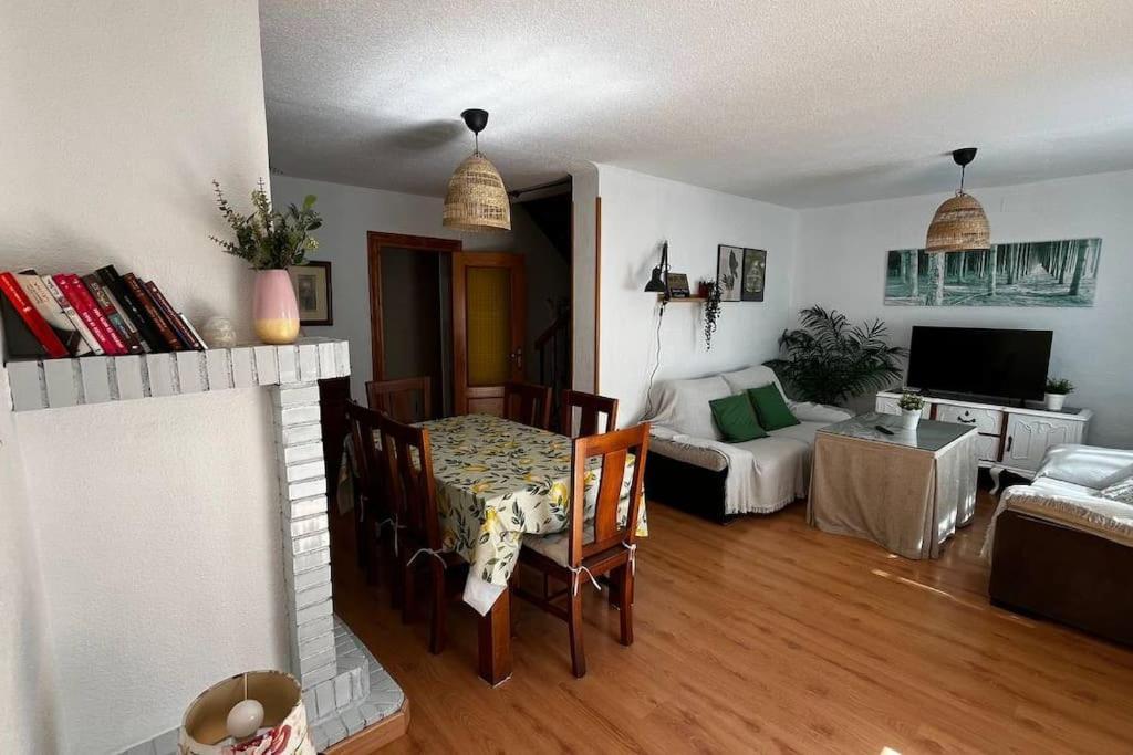 Casa De 5 Habitaciones Hasta 9 Plazas, La Casilla En Durcal, Granada Экстерьер фото